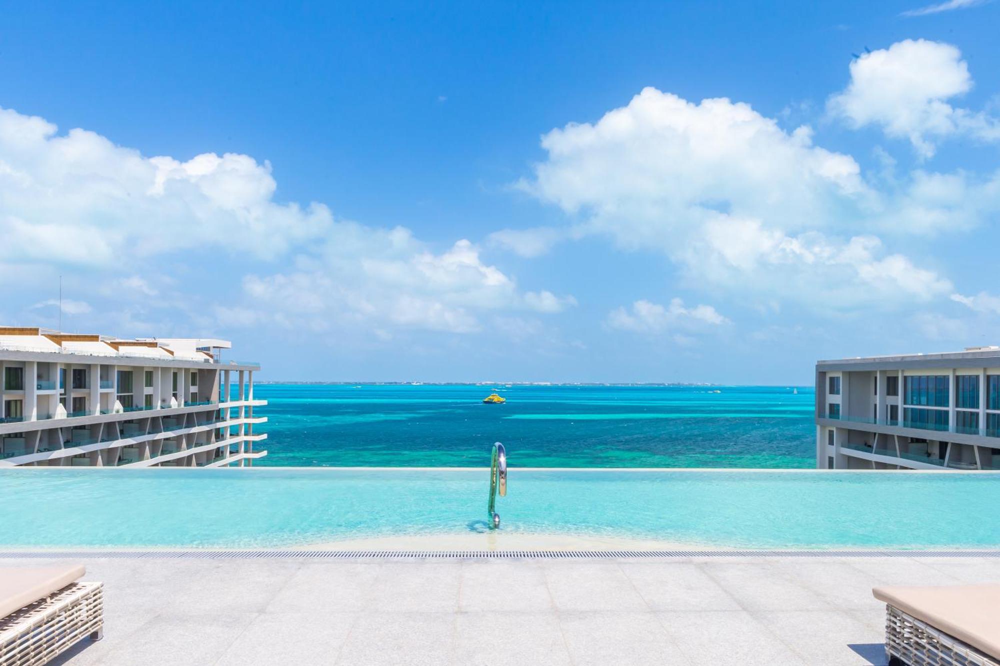 Garza Blanca Resort & Spa Cancun Exterior photo