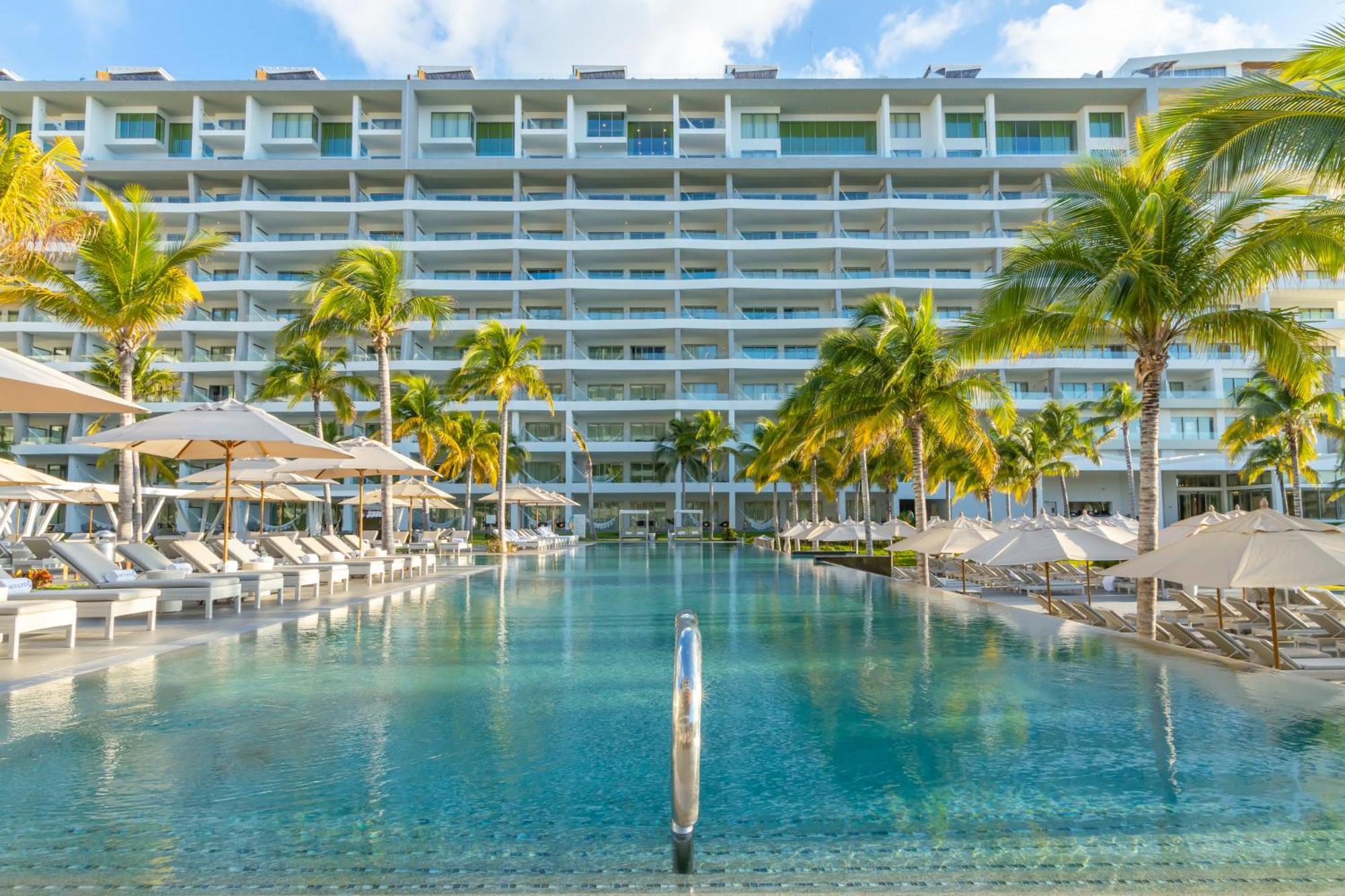 Garza Blanca Resort & Spa Cancun Exterior photo